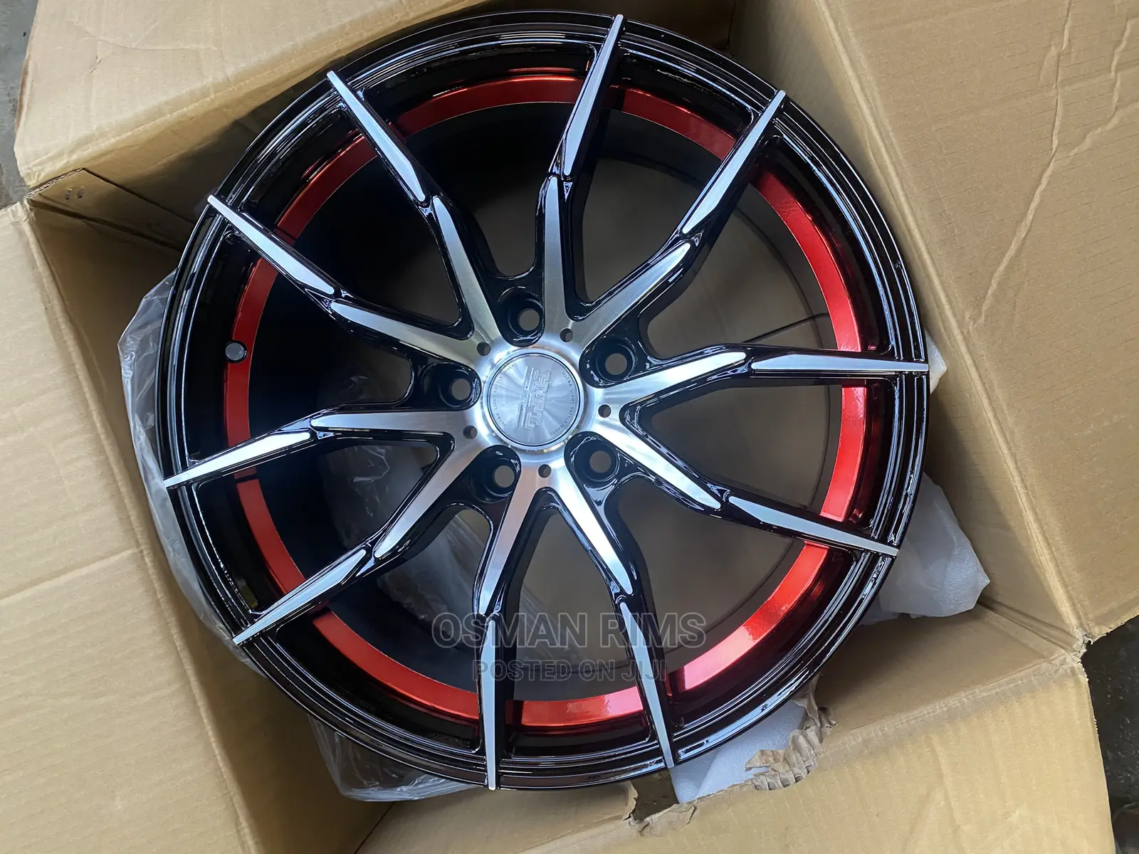 Camry Alloy Rim •