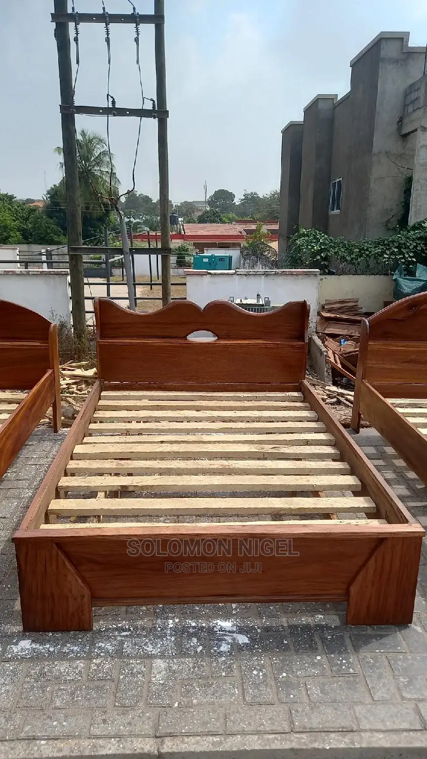 Local Size Double Bed Frame 54"×75"