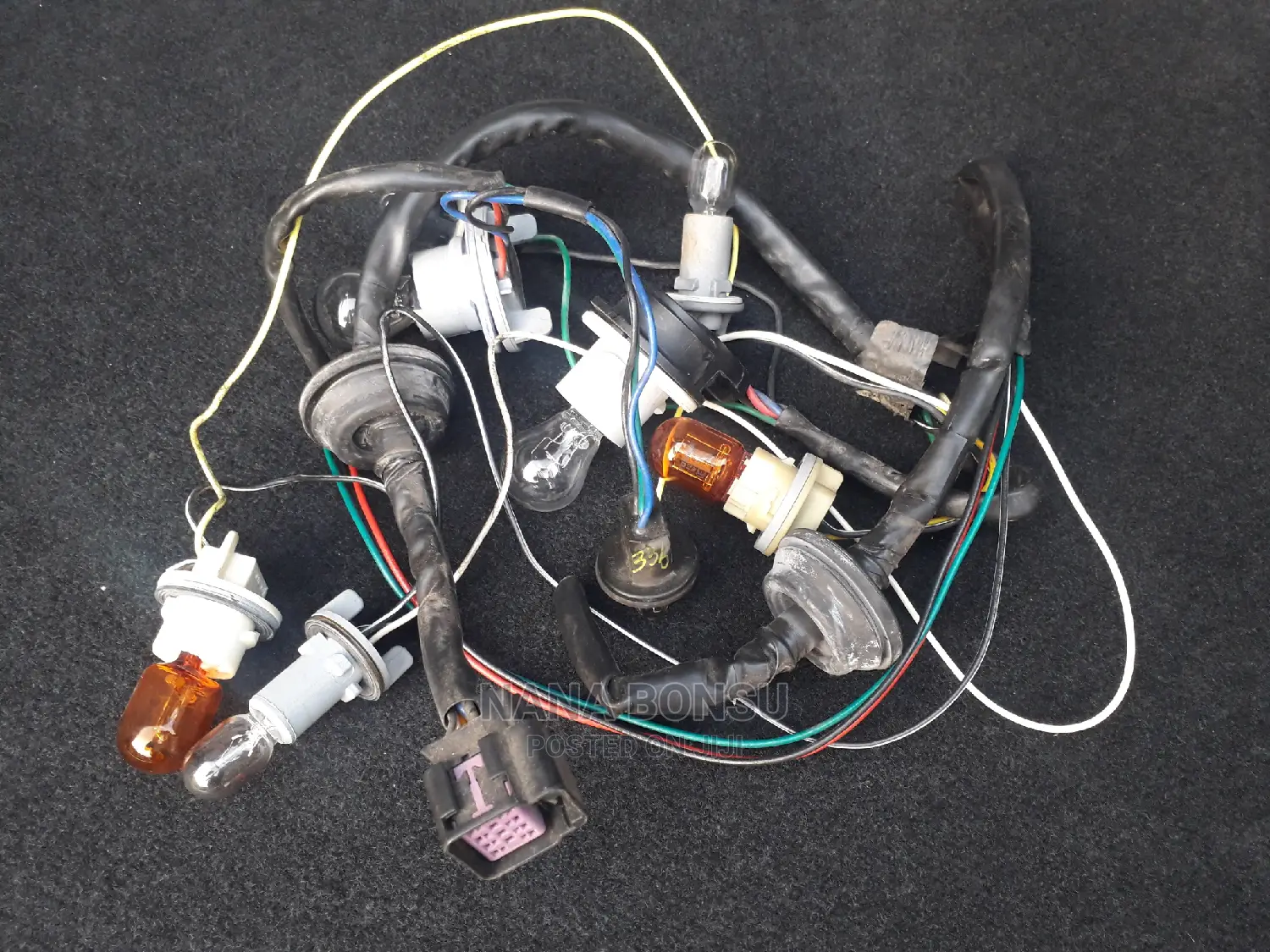 Chevrolet Cruze Tail Light Cables and Bulbs