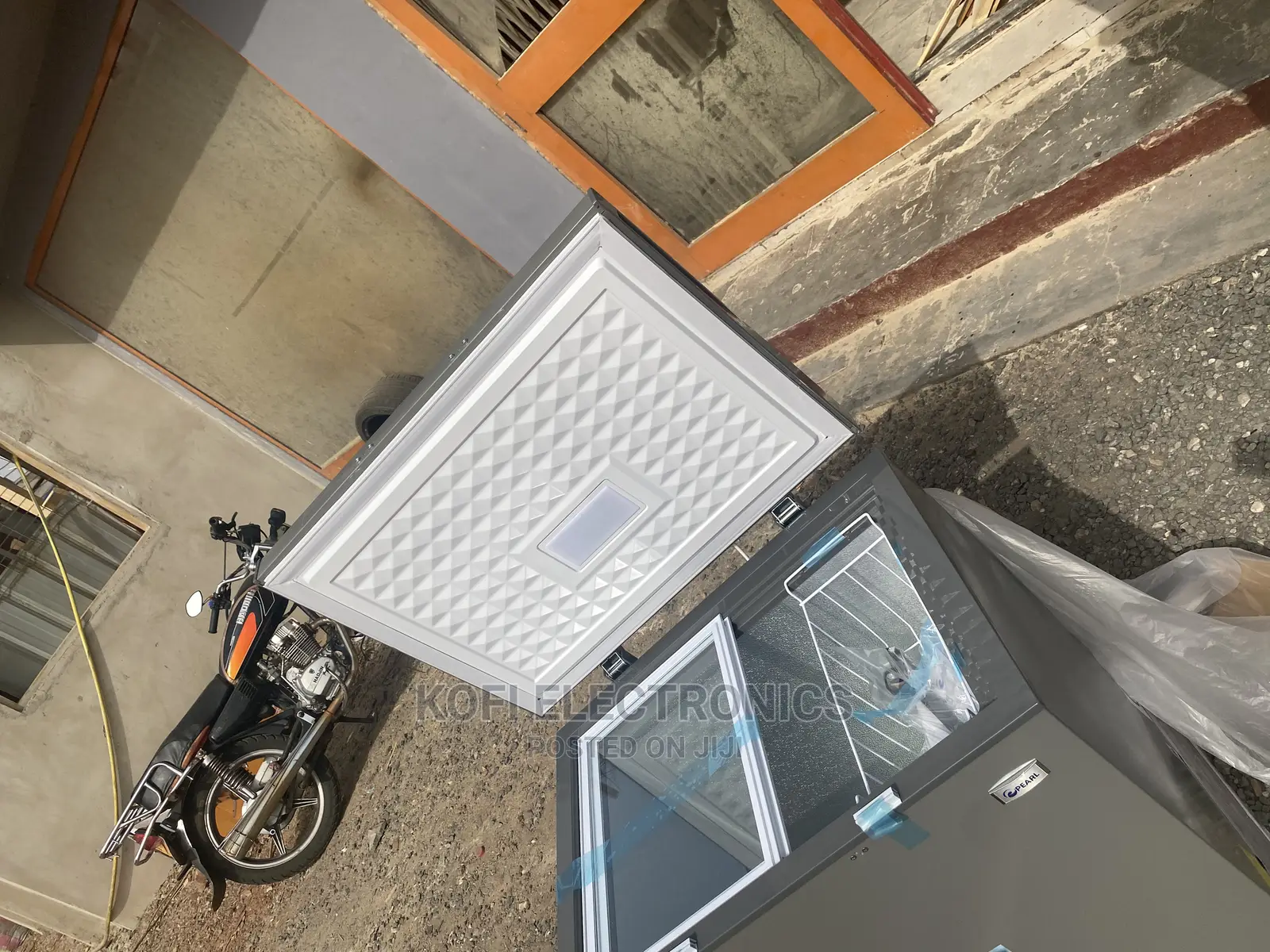 147ltrs Pearl Chest Freezer