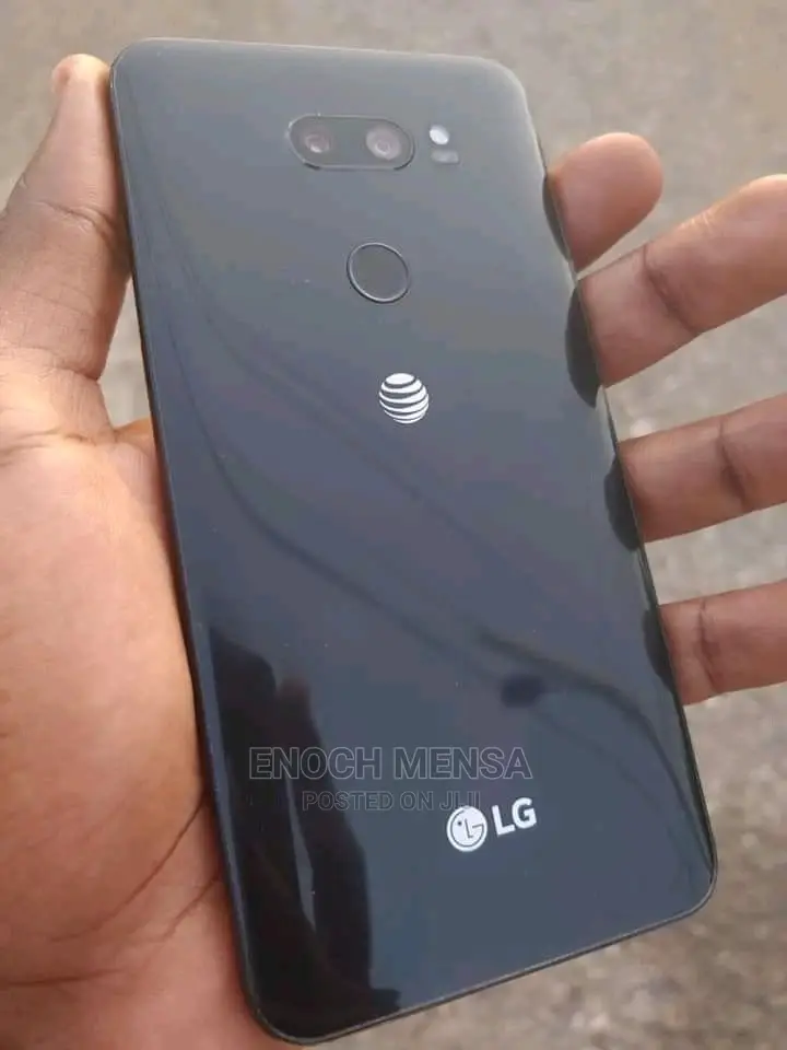 New LG V30 64 GB Pink