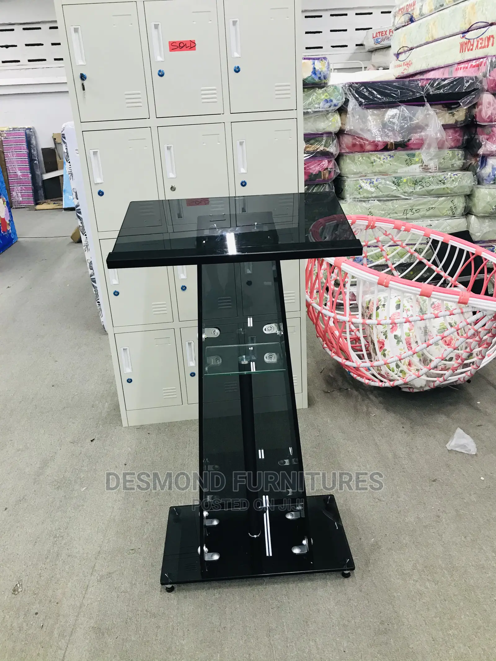Imported Glass Pulpit