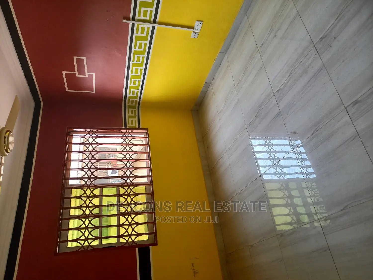 1bdrm Duplex in De-Icons Real Estate, Awutu Senya East Municipal