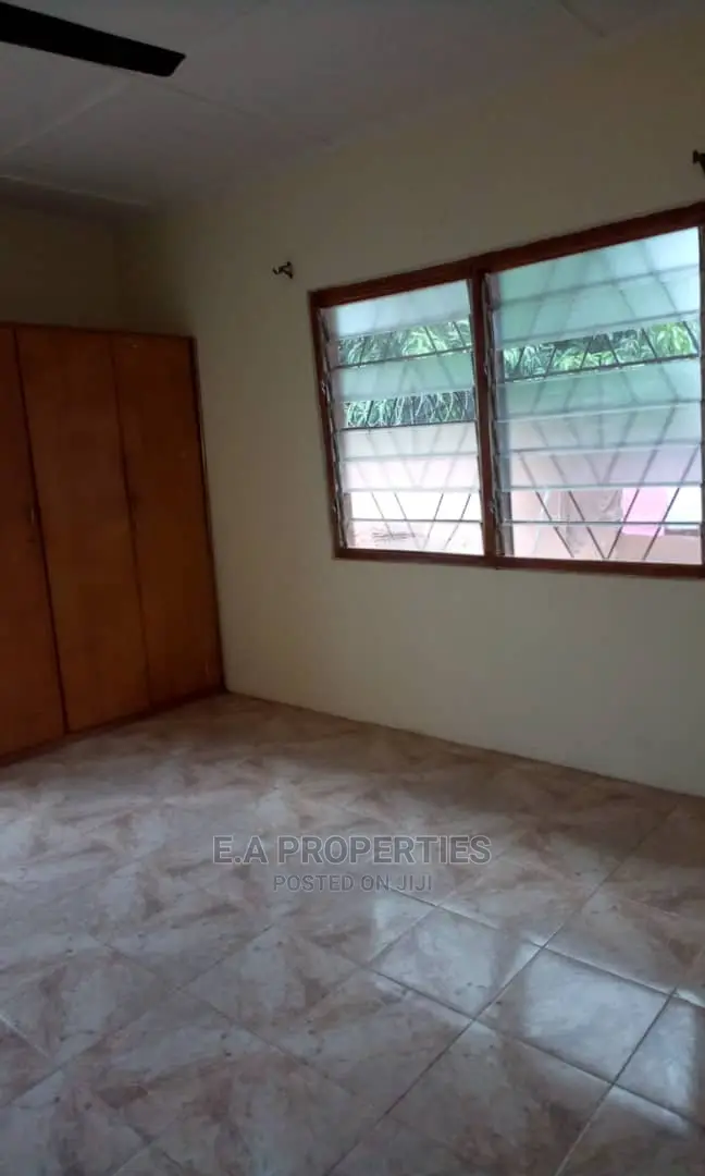 4bdrm House in E a Properties, Valley View Area for Rent