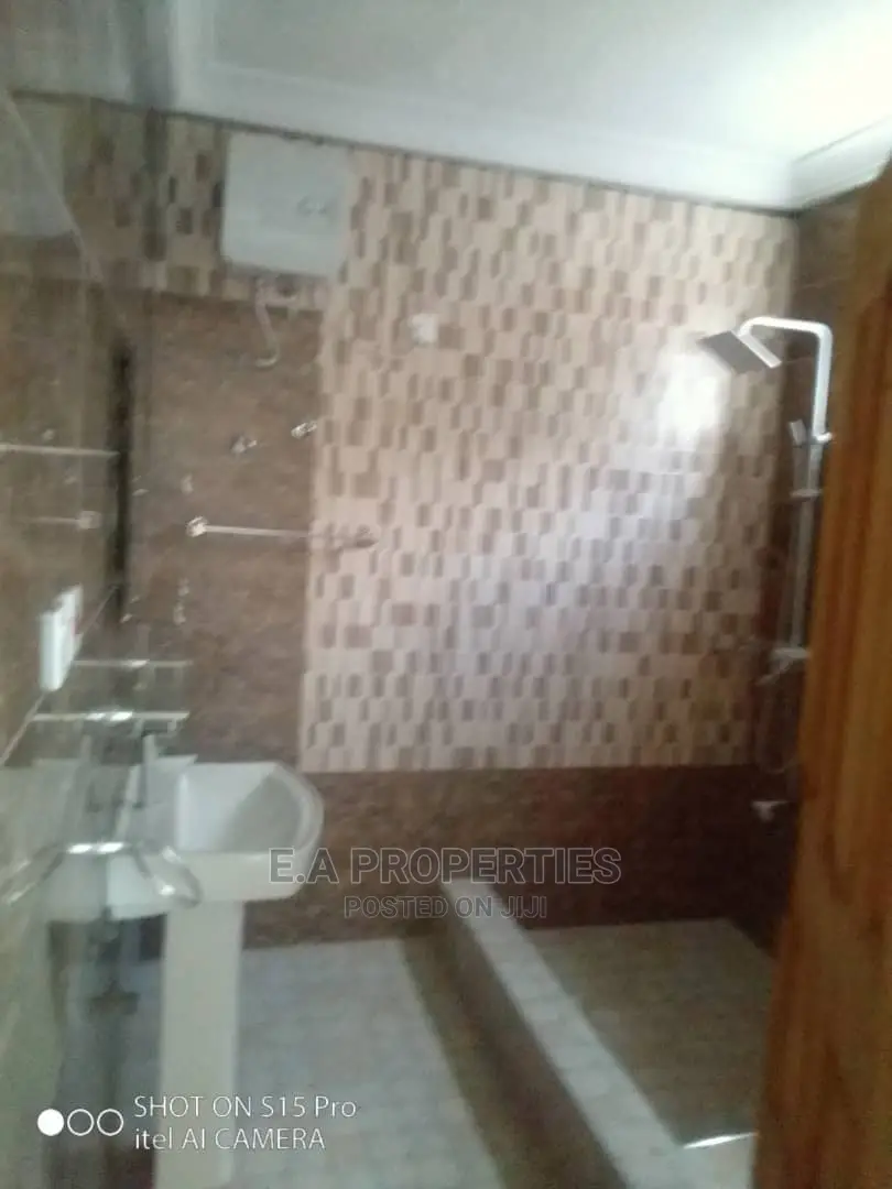 3bdrm House in E a Properties, Housing Down for Rent