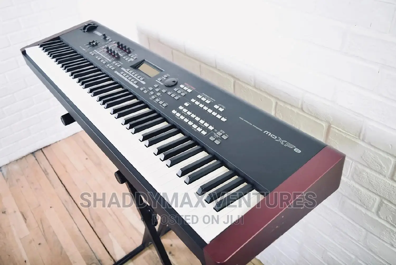 Yamaha Moxf8 Keyboard