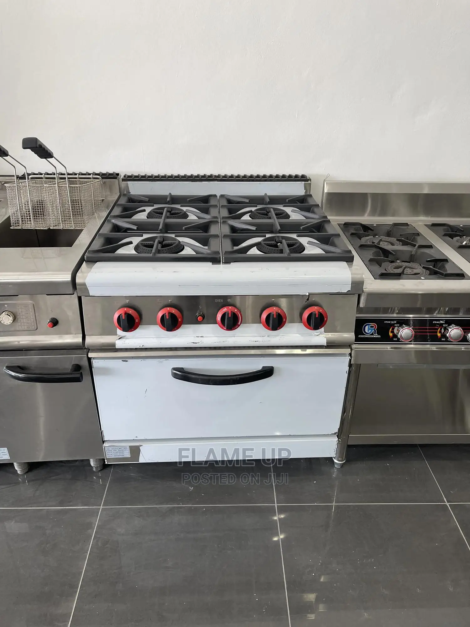 Gas Cooker With Oven