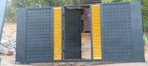 Metals Gate