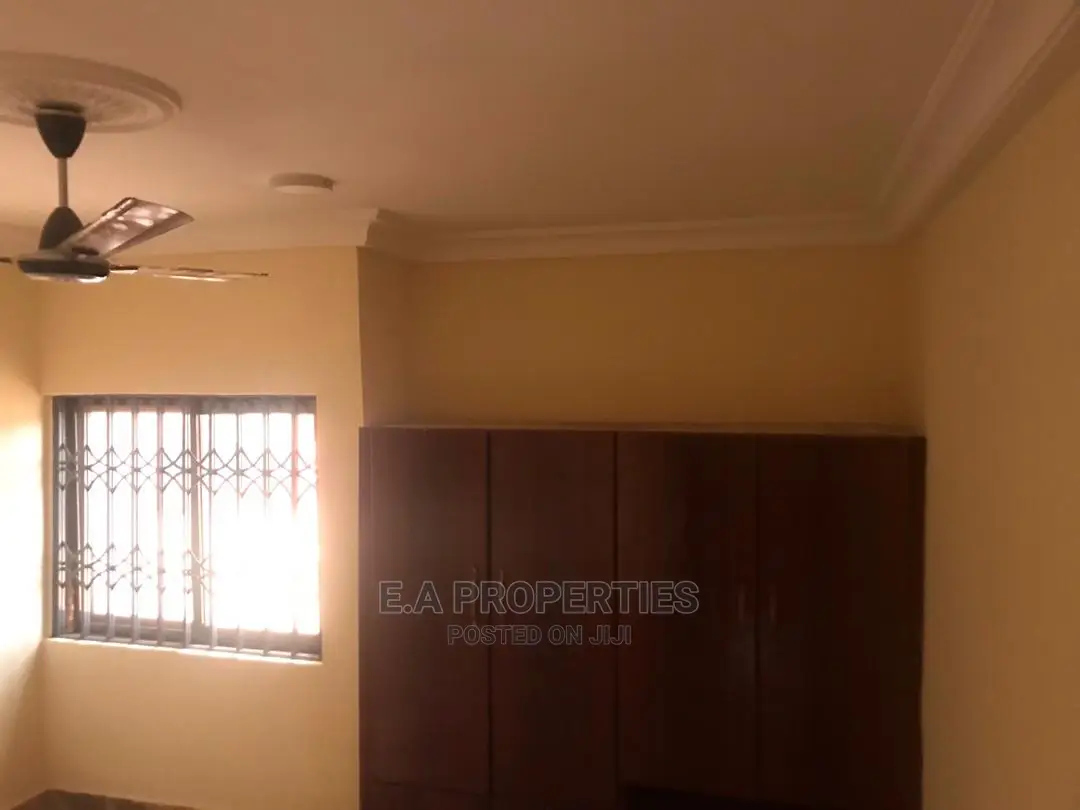 4bdrm House in E a Properties, Housing Down for Rent