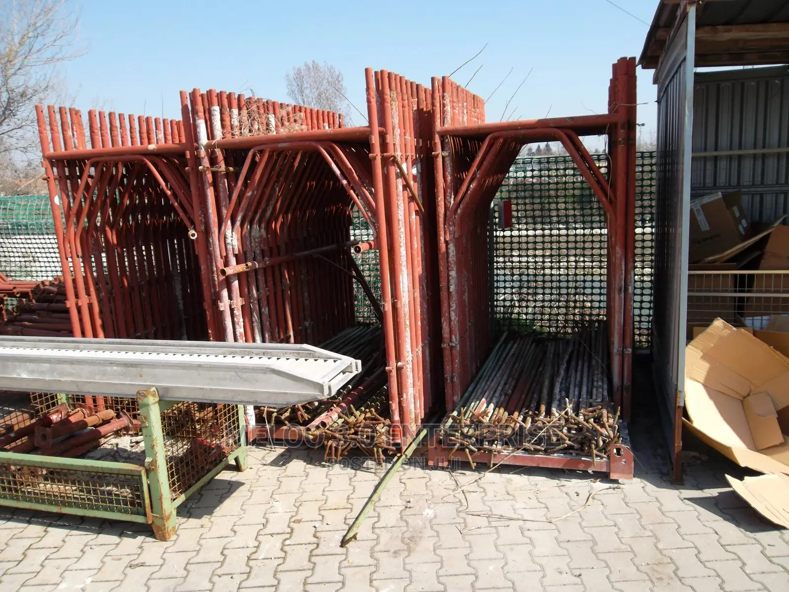 Italian Scaffolds for Rent and Sale
