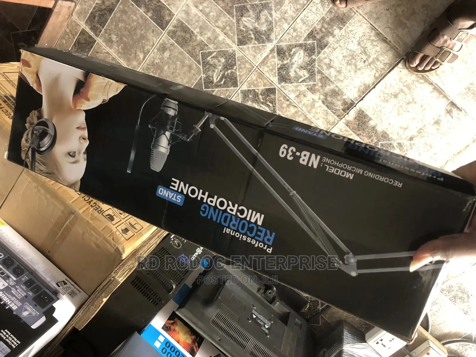 Studio Microphone Stand