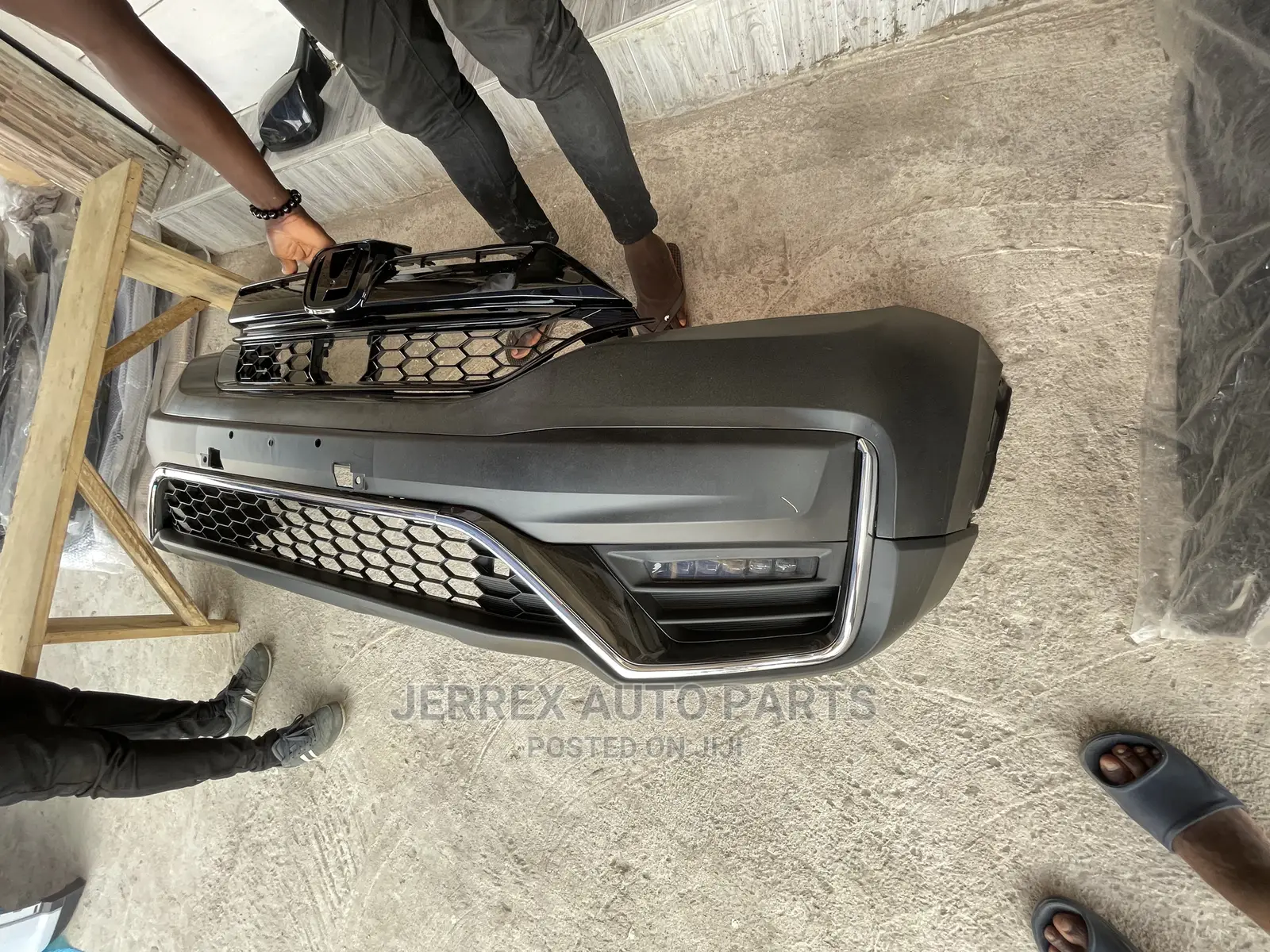 Honda Cr-v 2020-2022 Front Bumper Complete