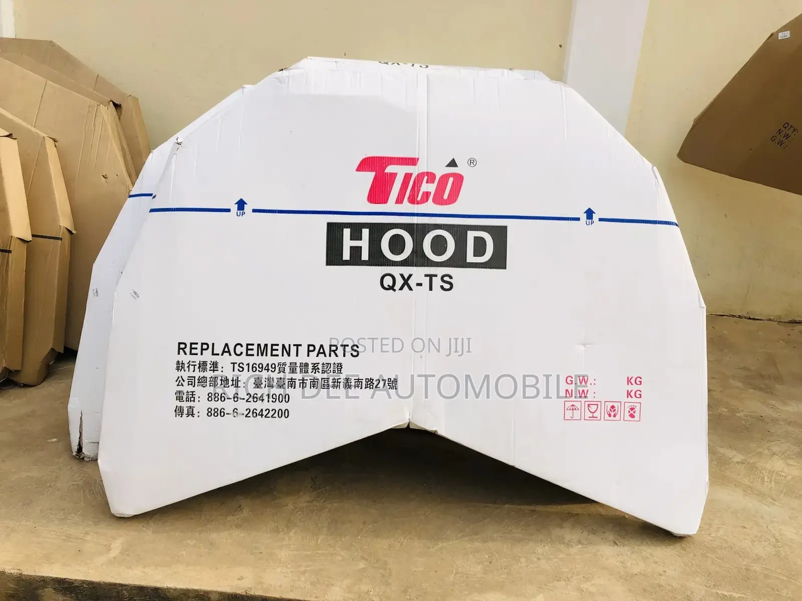 Tucson 2017 Bonnet