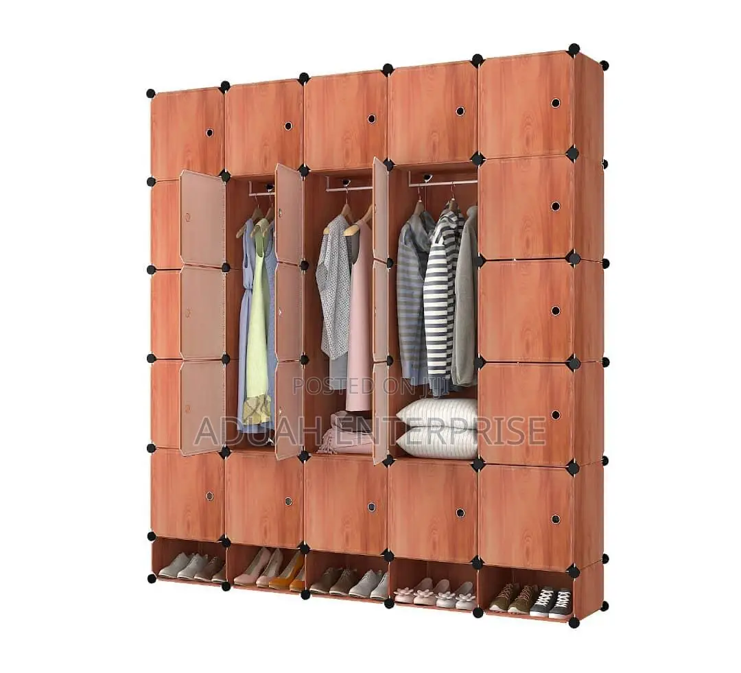 16 Cubes Metallic Wardrobe