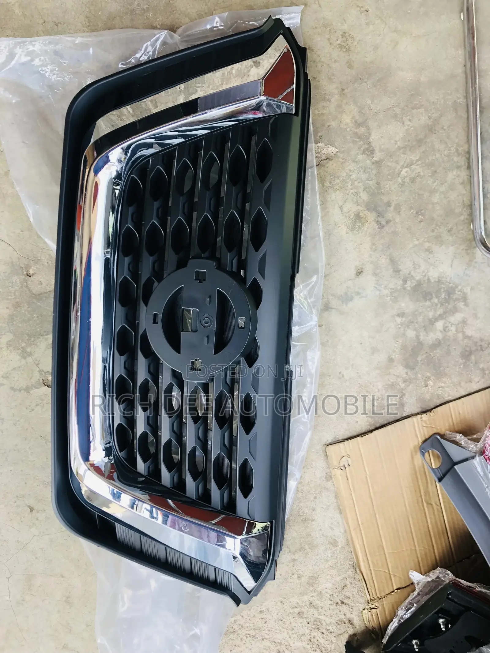 Kicks Top Grille and I Have Everything for This Car