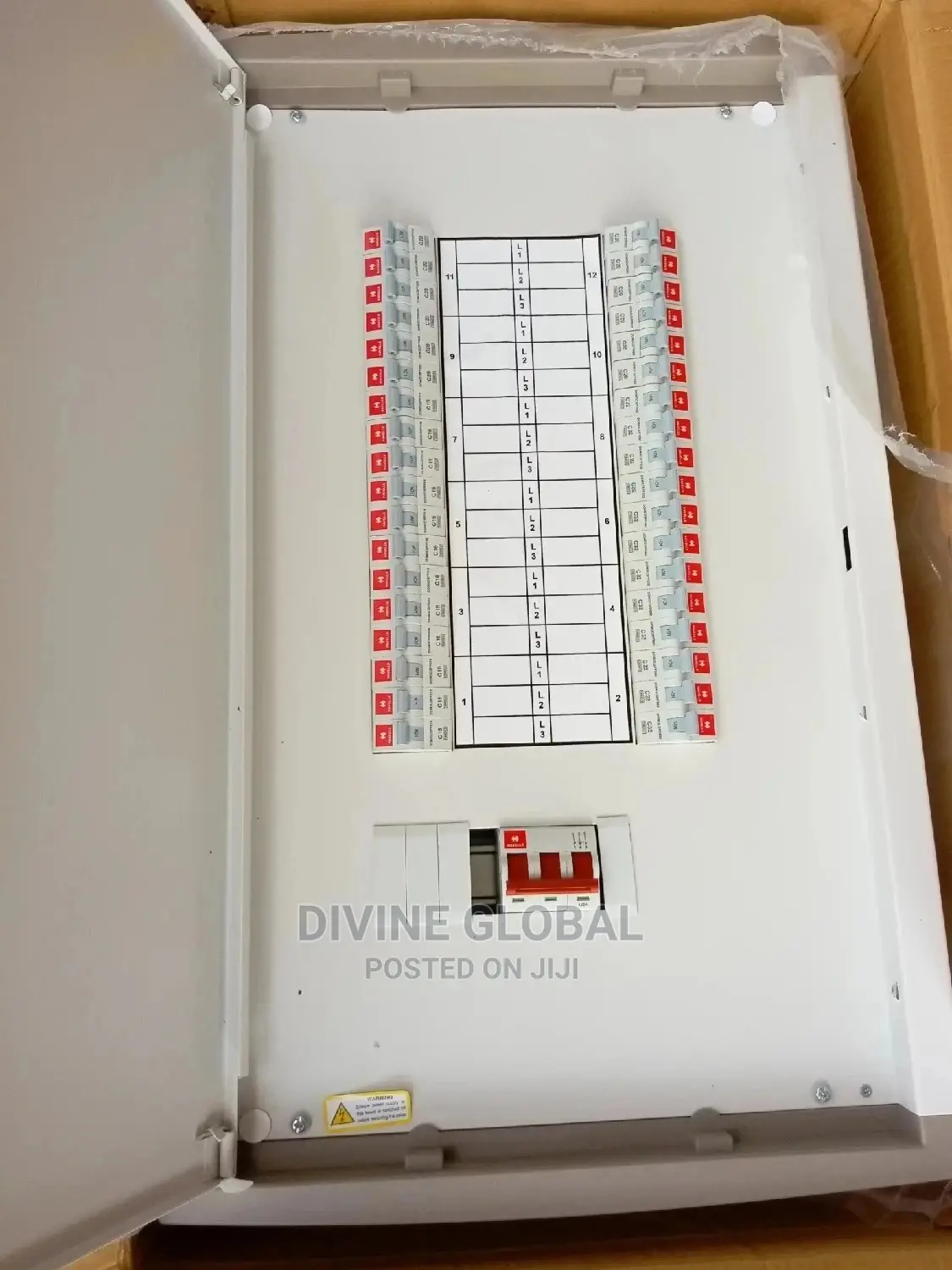 12 Way 3 Phase Main Switch Distribution Board (HAVELLS)