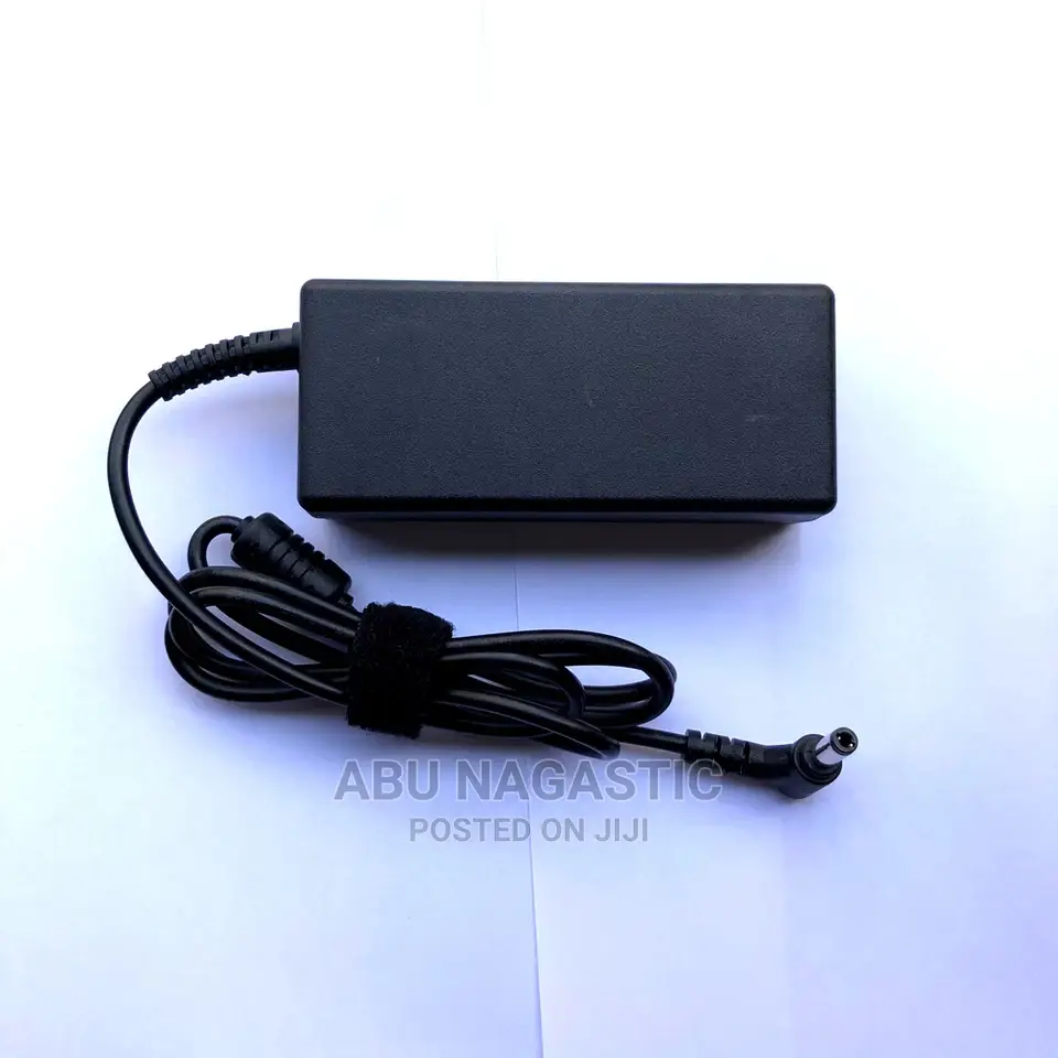 Original Toshiba Charger/Adapter