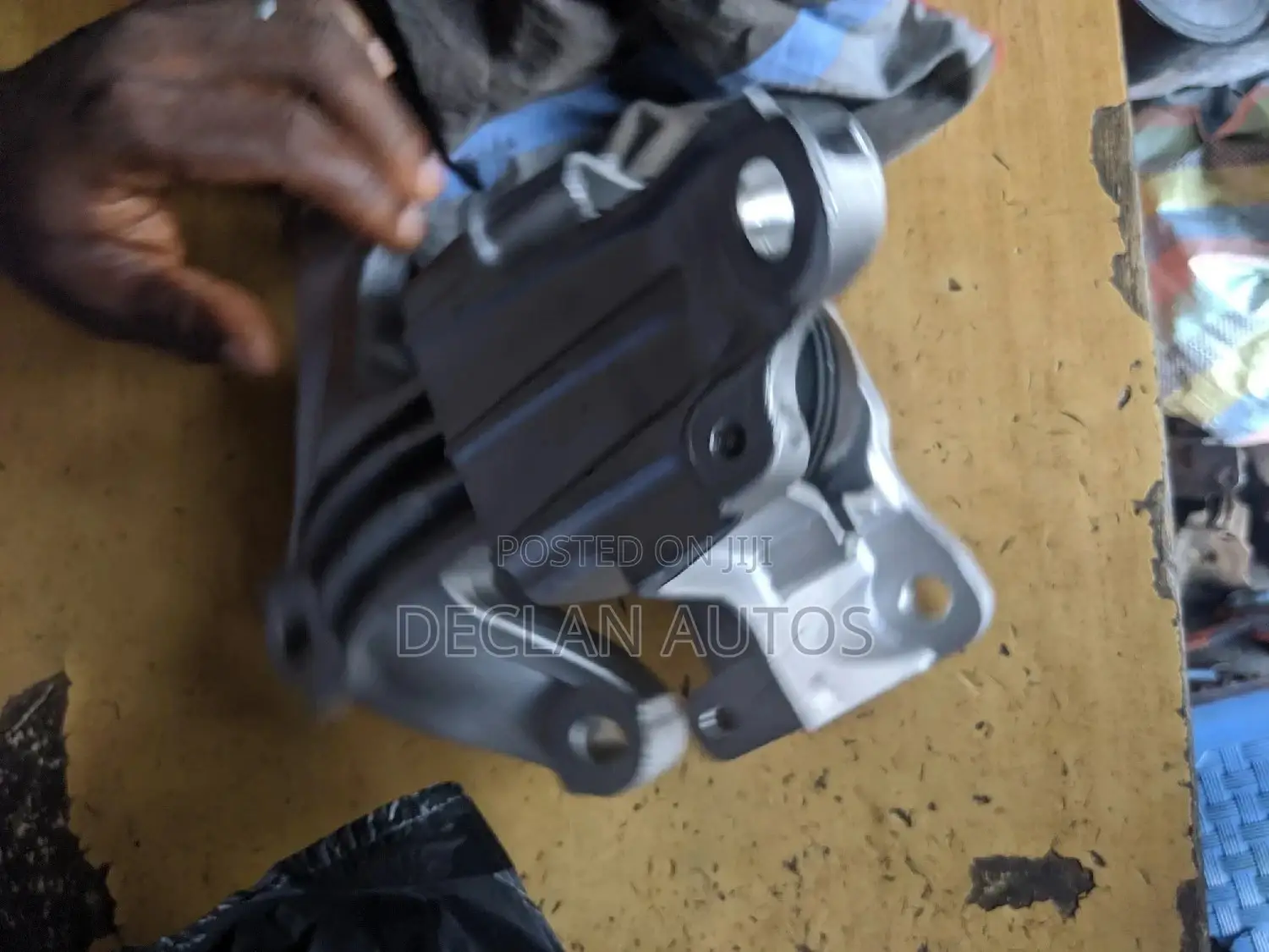 Honda CR-V 2017- 2020 Engine Seat