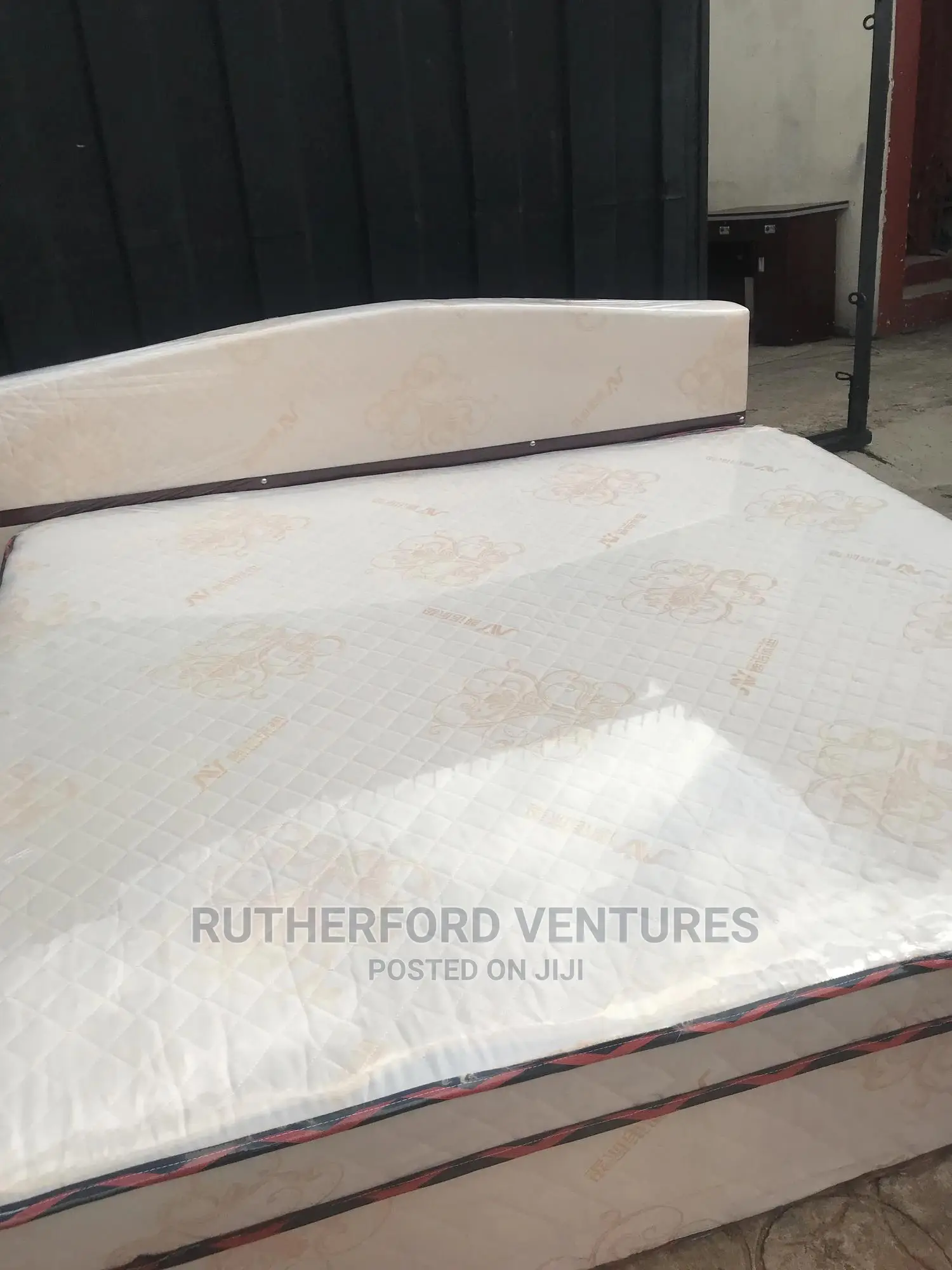 Complete Bed