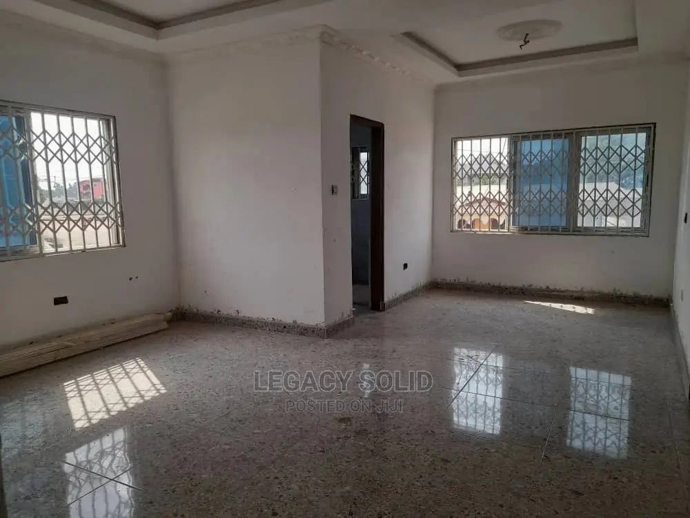 3bdrm Apartment in Legacy Solid Real, Ledzokuku-Krowor for rent