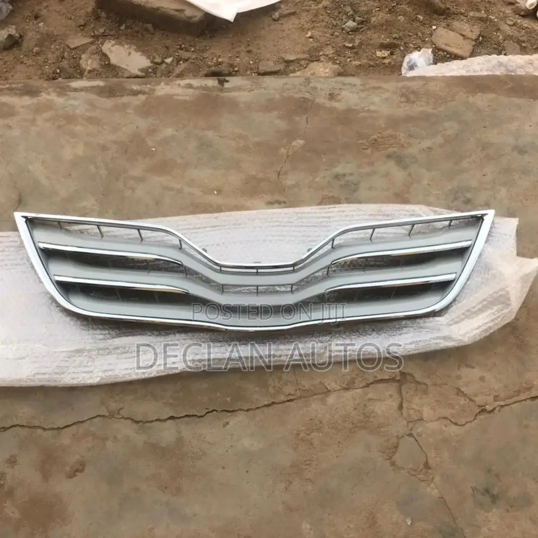 Camry 2009 - 2011 Top Grille