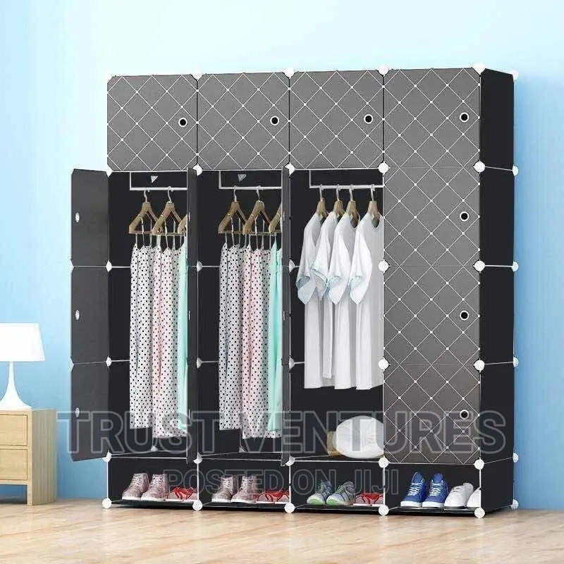 16 Cubes Plastic Wardrobe With Shoe Rack