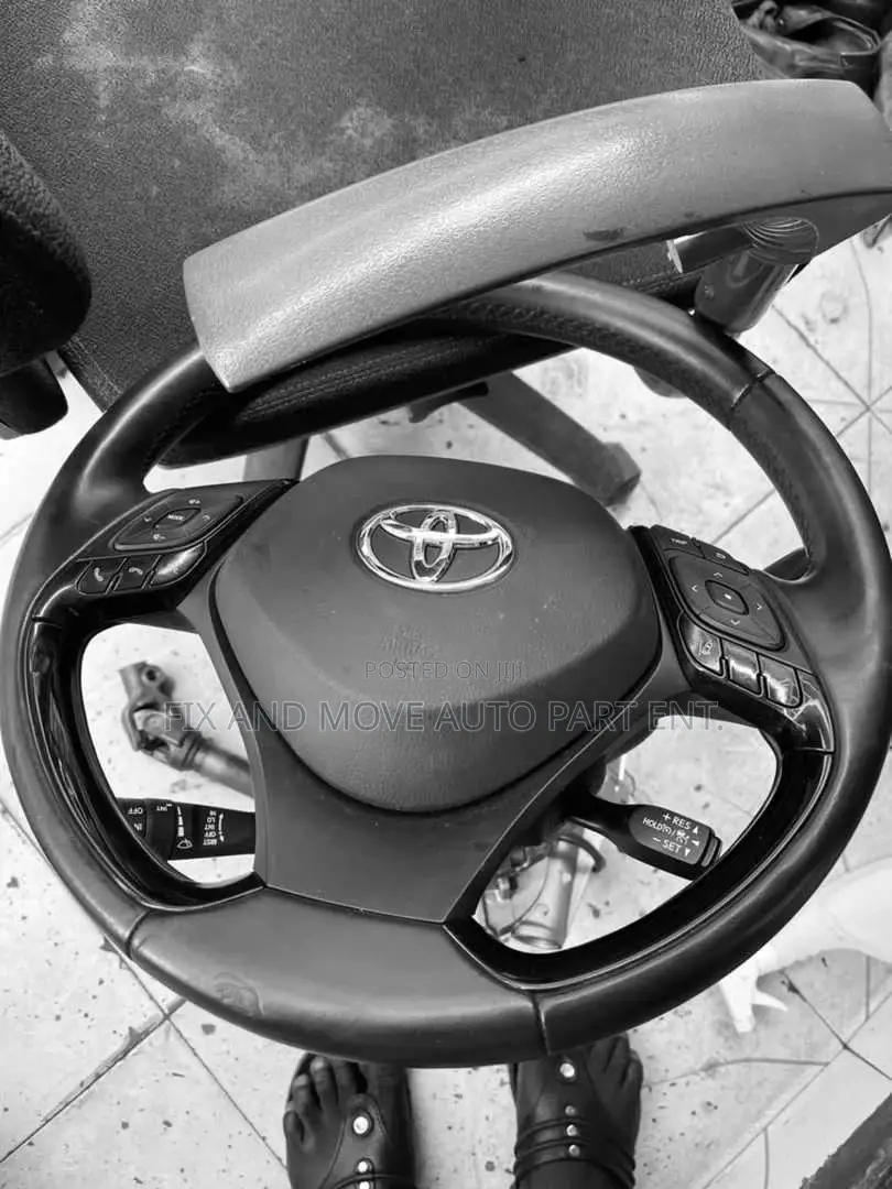 Toyota CHR 2019 STEERING AIRBAG Available