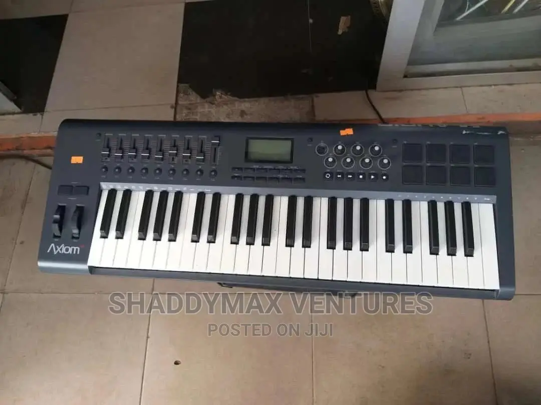 M Audio Axiom Midi Keyboard
