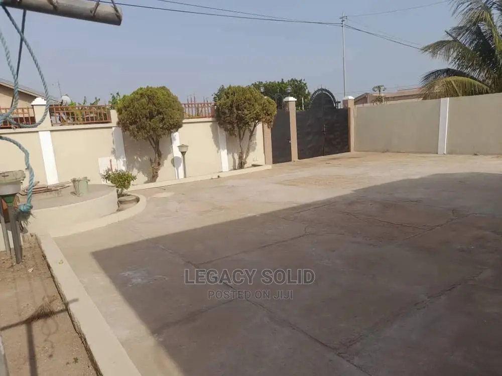 3bdrm House in Legacy Solid Real, Teshie for rent