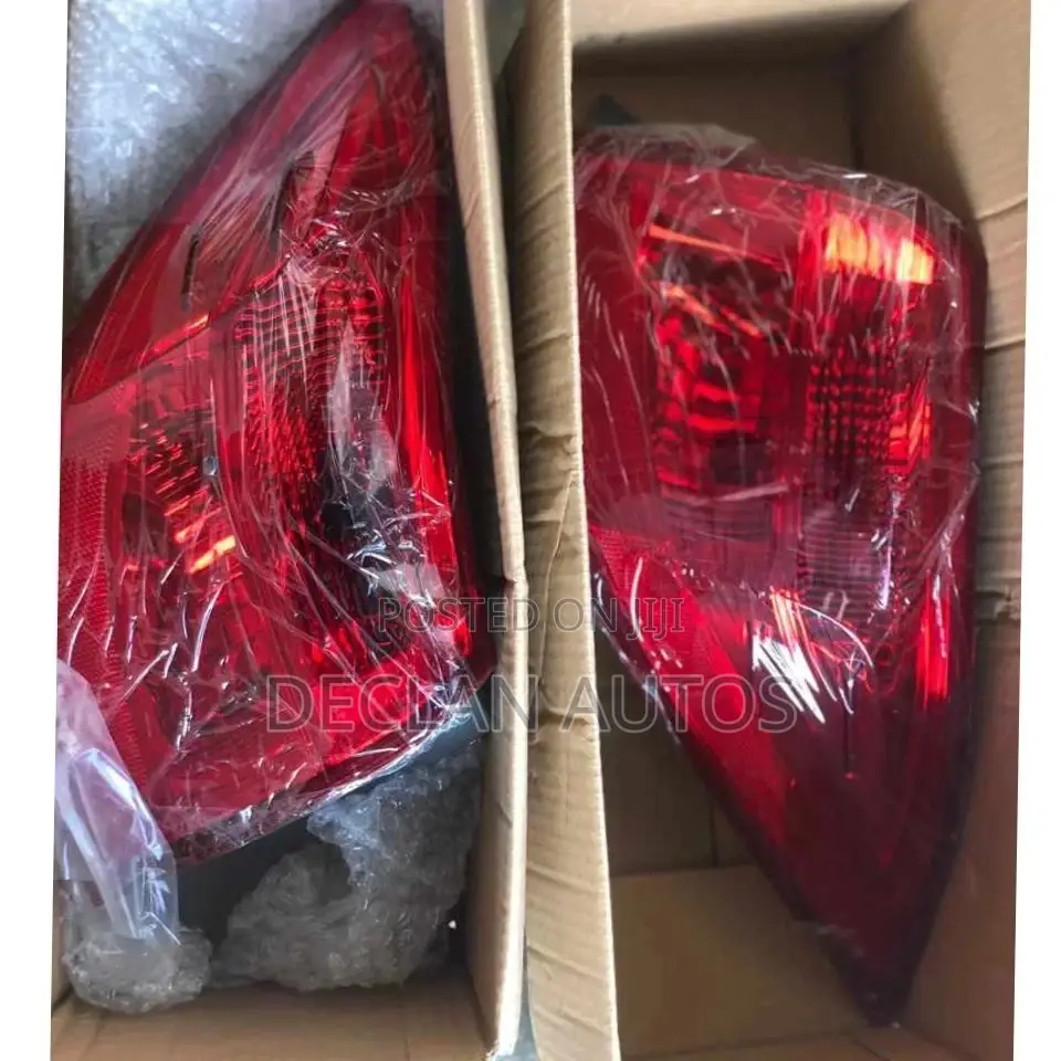Corolla 2018 SE Taillights