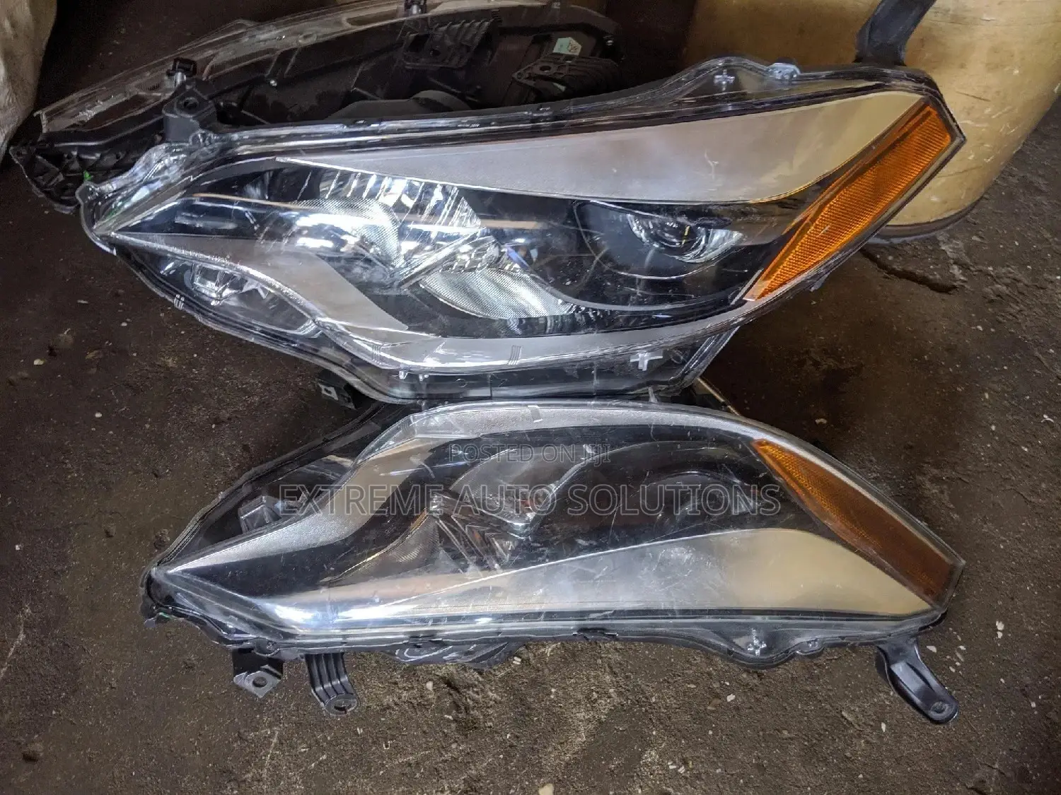 Toyota Corolla 2016 Headlights