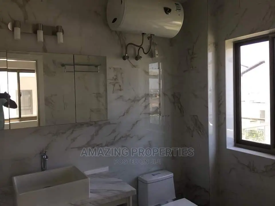 4bdrm House in Tseaddoo East, Accra Metropolitan for rent