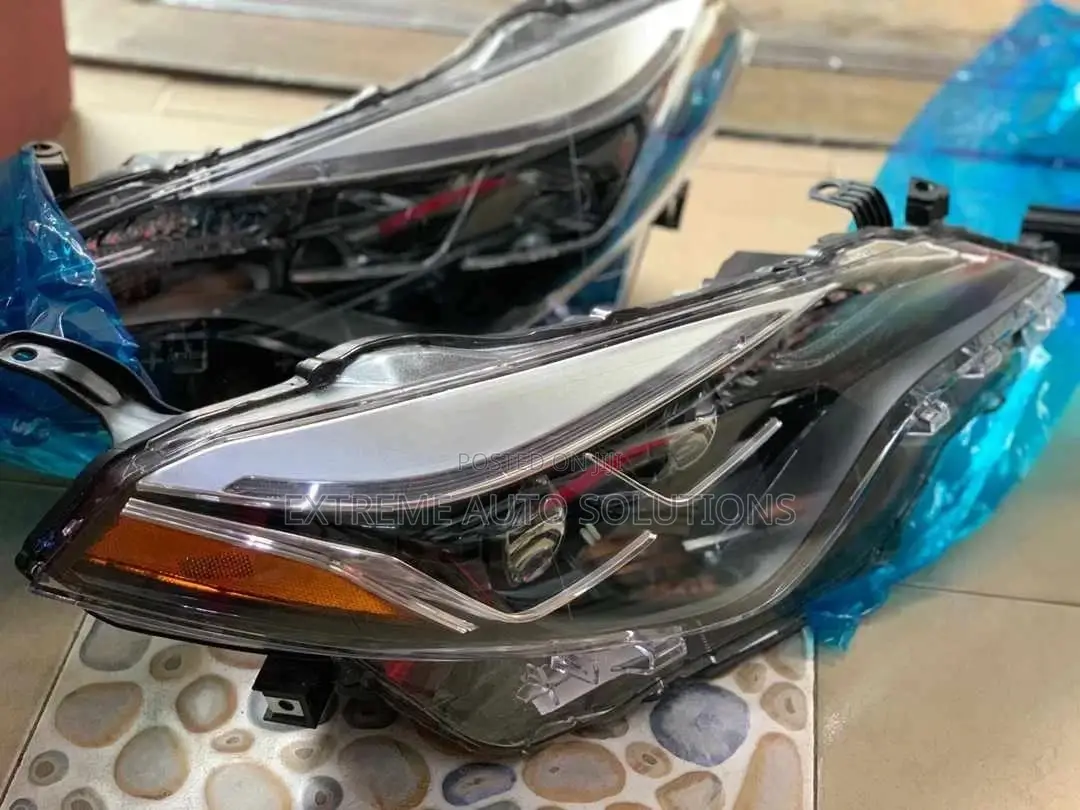 Corolla 2017 - 2019 Headlights