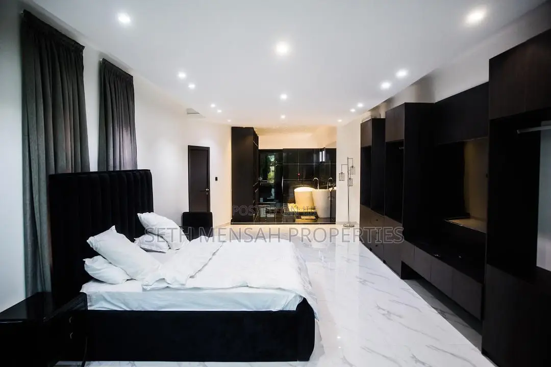 4bdrm House in Seth Mensah, Adjiriganor for Sale