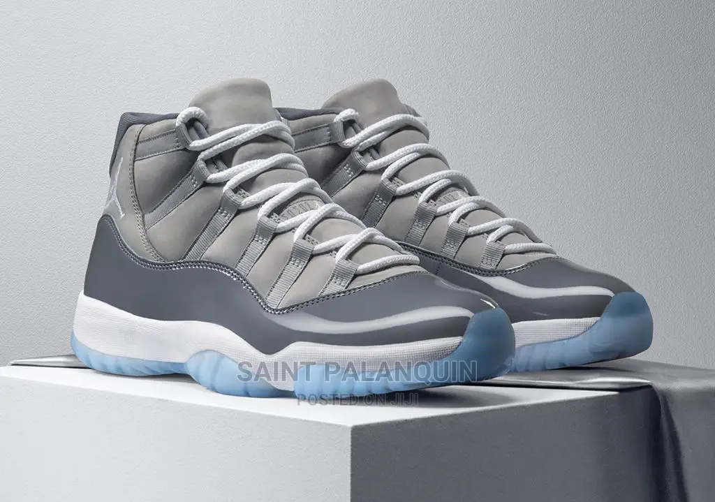 Air Jordan11 Grey