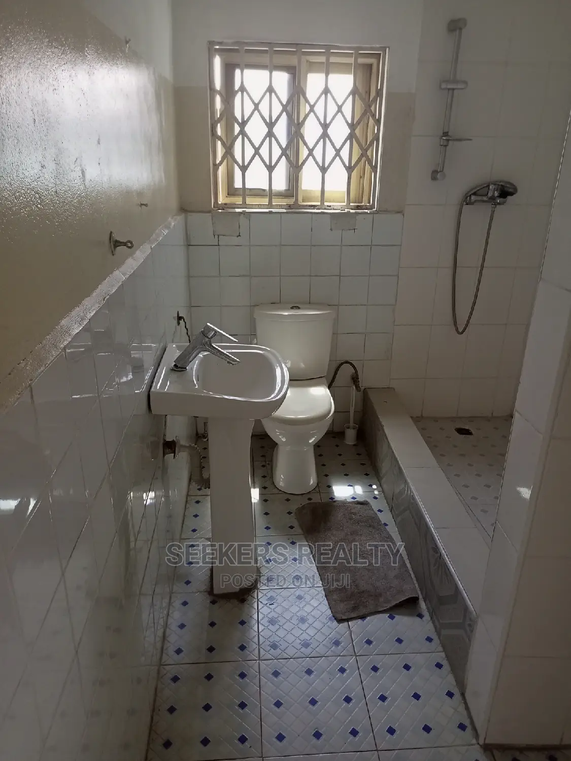 3bdrm Apartment in Seekers Realty, Osu for rent
