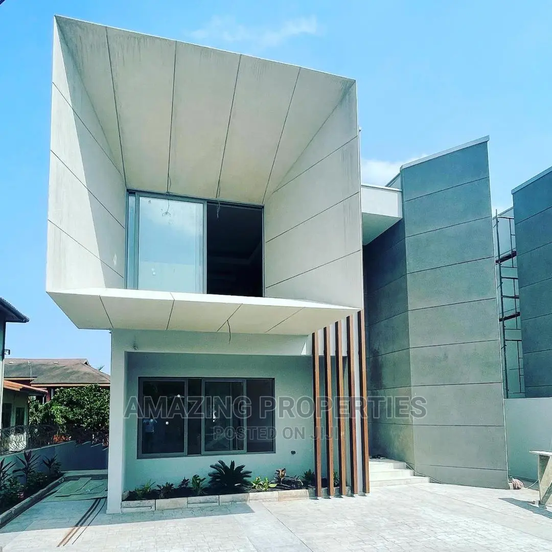 4bdrm House in East Legon for Sale