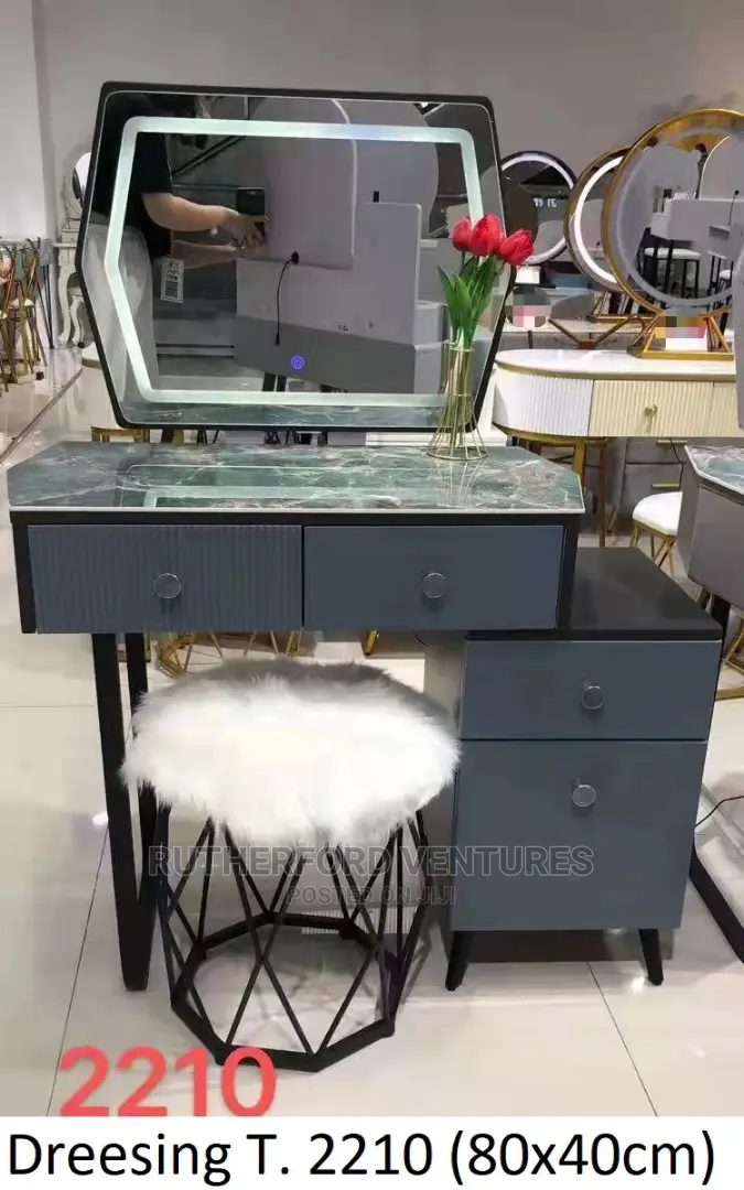 Executive Dressing Mirror