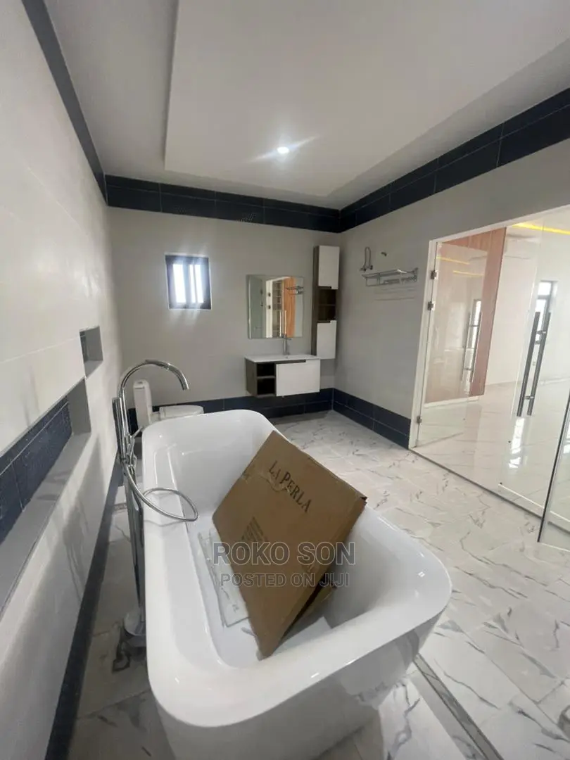 4bdrm Duplex in Dr Roko, East Legon for sale