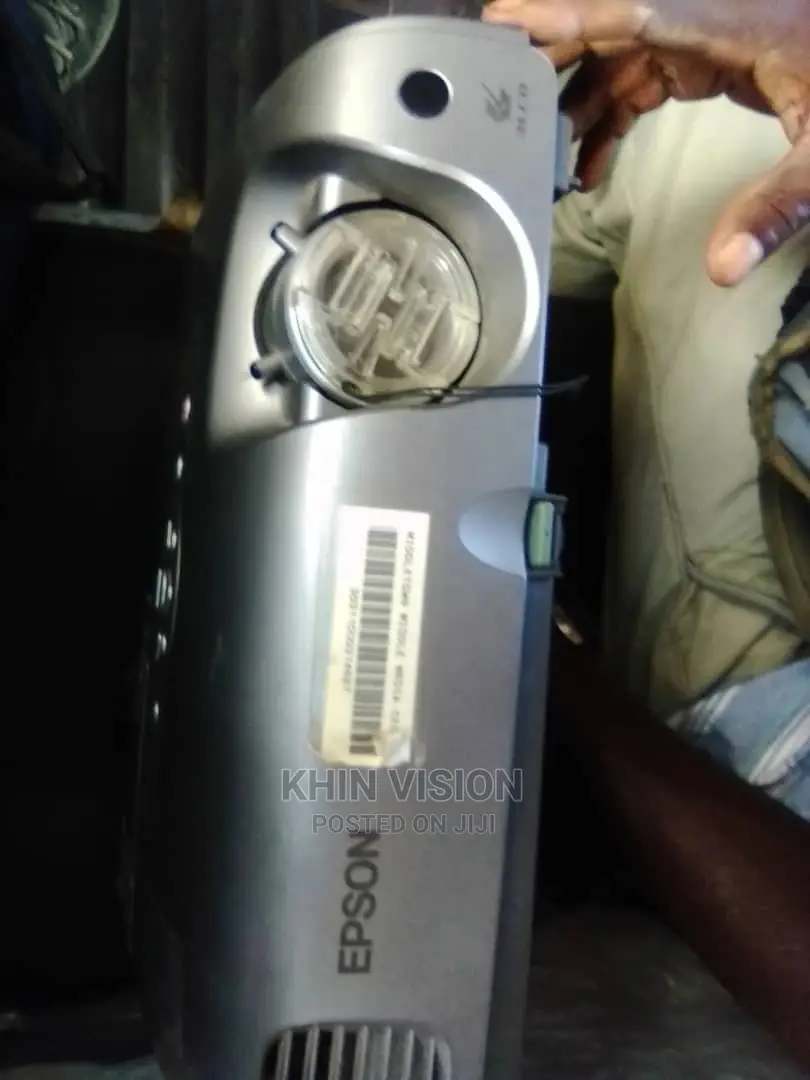 Projector Epson and Other Brands