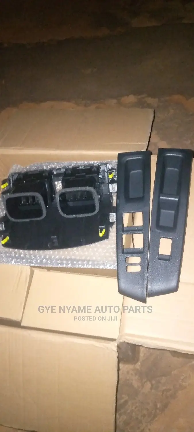 Toyota Yaris/Vitz Power Windows Switch Cover