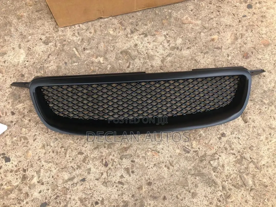Corolla 2003 - 2008 Grille