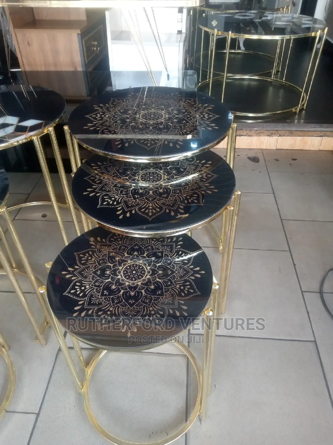 Center Table With Two Coffee