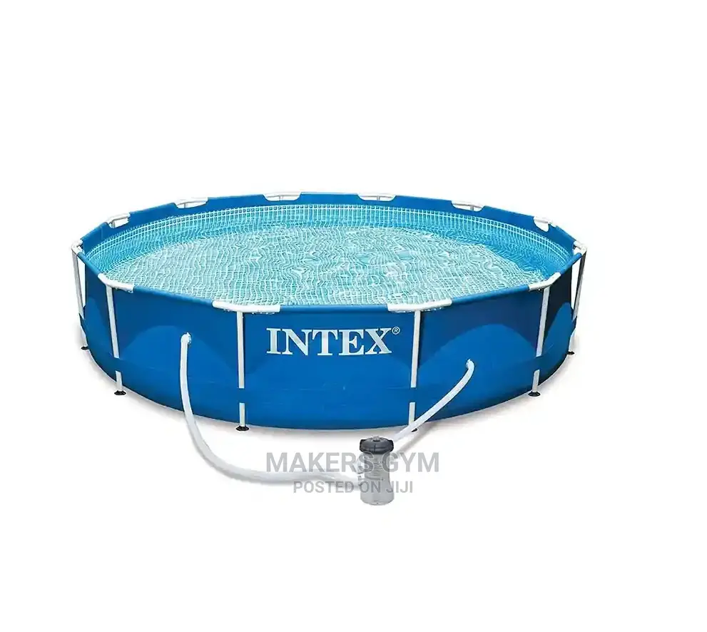 Swimming Pool With Metal Stand