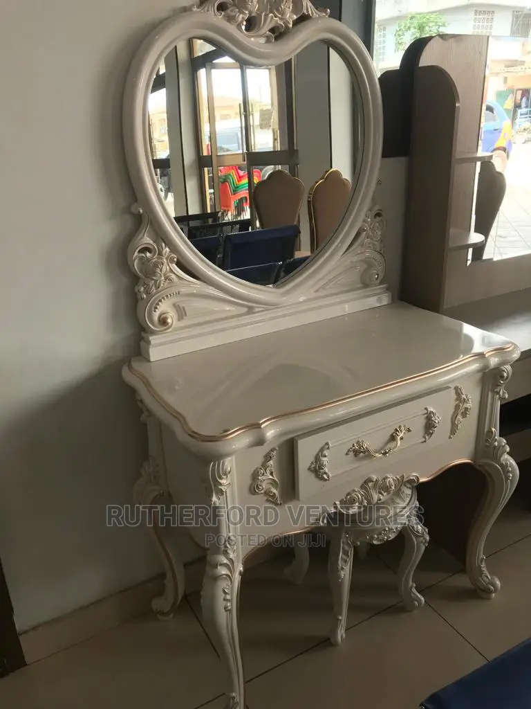 High Quality Dresser