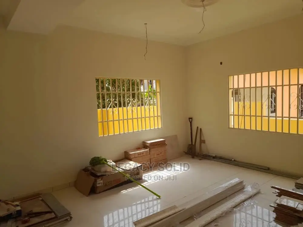 2bdrm Apartment in Legacy Solid Real for rent