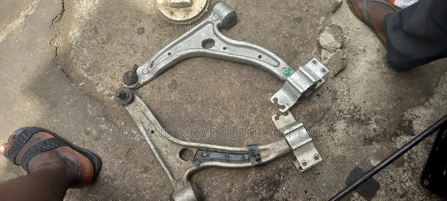 Mercedes Benz CLA 250/Cla 45 AMG 2014-18 LOWER ARM Available