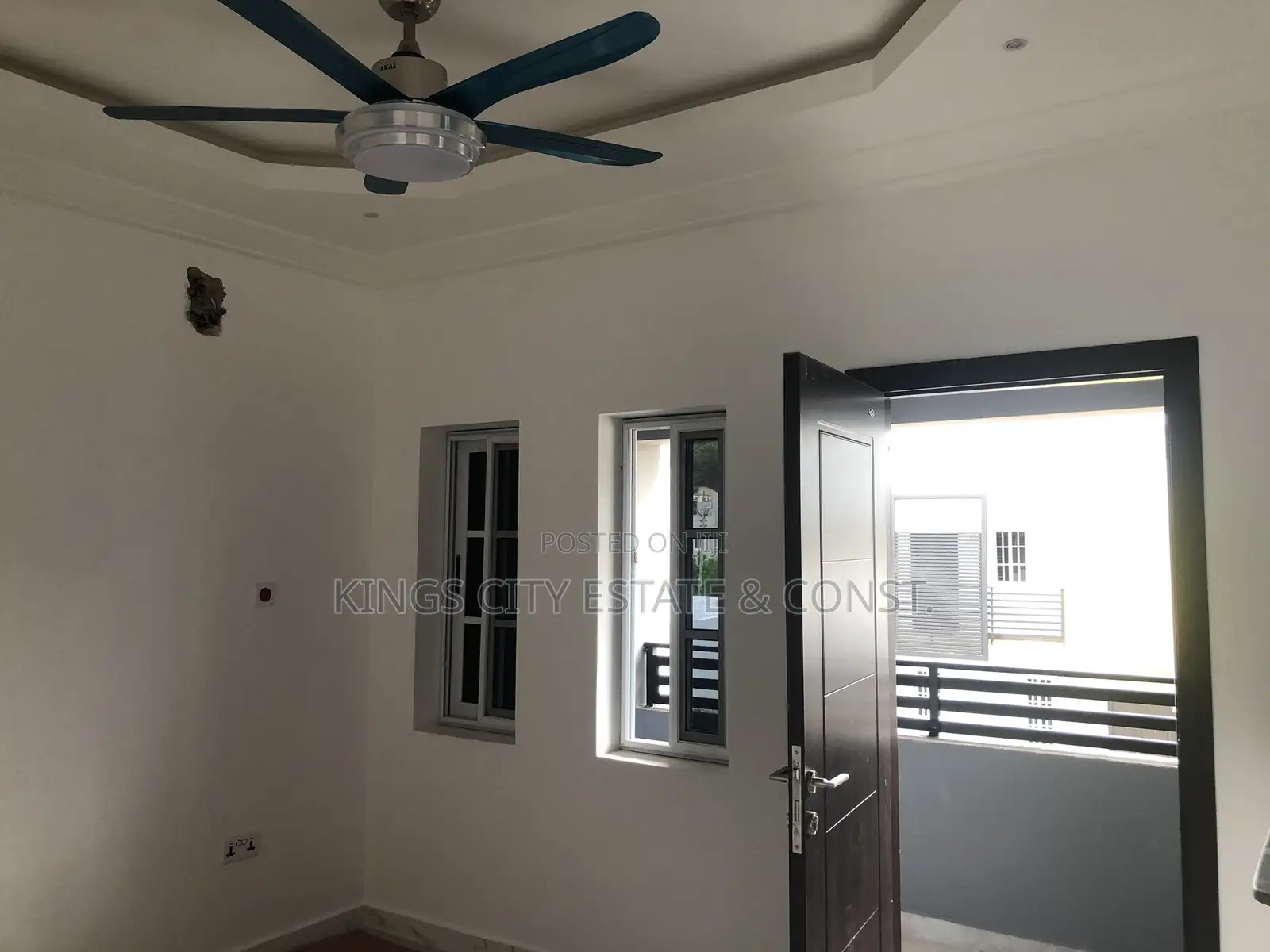 2bdrm House in Acp Whitehouse, Achimota for sale