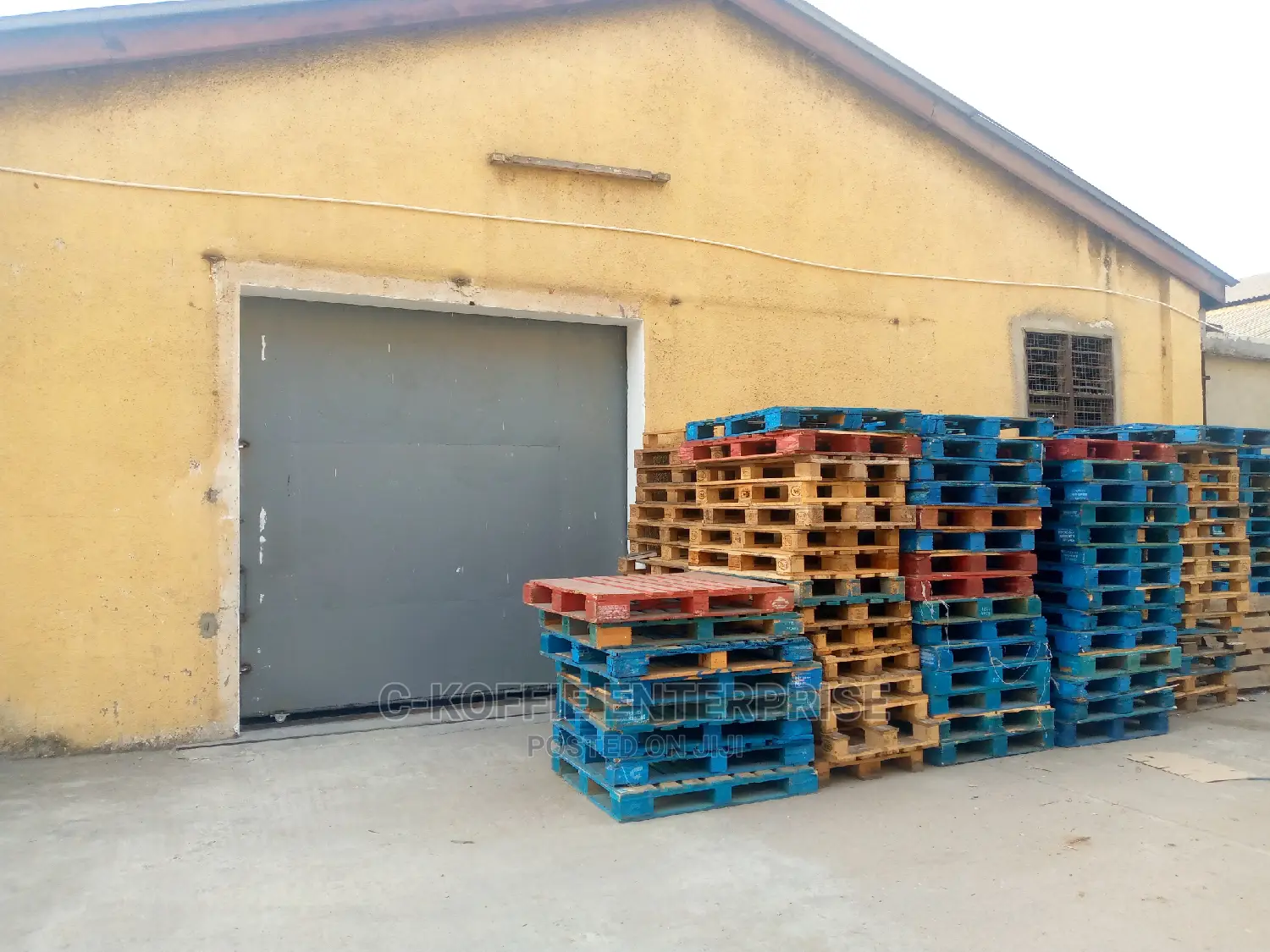 400 SQM WAREHOUSES at Accra Central for Rent