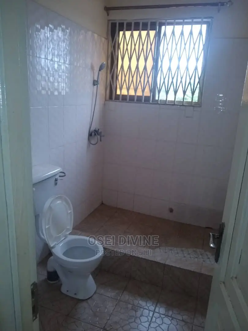 Nice Single Room S/C Dansoman Sahara